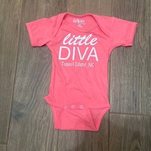 🧡 baby’s bodysuit